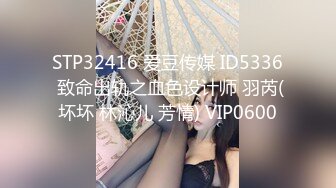 白皙美乳马尾辫少妇居家夫妻直播啪啪，跪在床上深喉口交