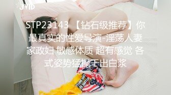 推特极品反差露脸美女，喜欢瑜伽有舞蹈功底的网红【老佩里】私拍，紫薇啪啪坐在肉棒上销魂全自动-1