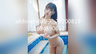 沙灘無內學生製服做愛 18歲 最美的肉體 對白+內射 第一期 (2)