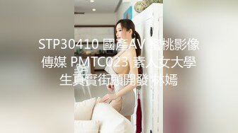 颜值不错长相甜美妹子居家啪啪，脱掉牛仔裤舌吻舔弄粉穴后入猛操