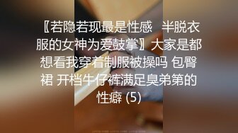 后入极品牛仔少妇，没戴套才是爽