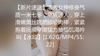 女友穿上丝袜，让我操