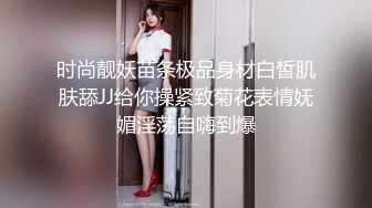 开房操别人的女友边操她还边和男友打电话努力憋着不乱叫