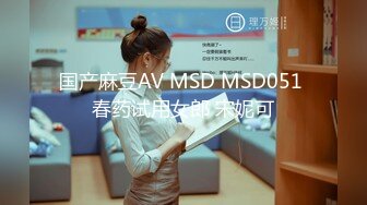 IDG5395 月月 嫩鲍线下女友上演丝足诱惑 爱豆传媒